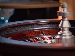 Deposit Philippine pesos with local payment options for betting